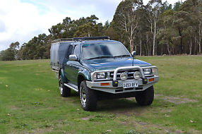 2000 toyota hilux sr5 for sale #2