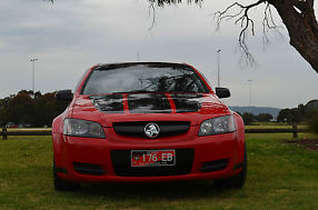Ve commodore 2006 This is a copy of the craig lowndes edition. Its a V6. Though 