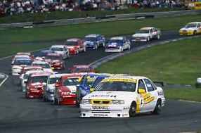 1995 BTCC British Touring Car Championship winning Vauxhall Cavalier Cleland #4