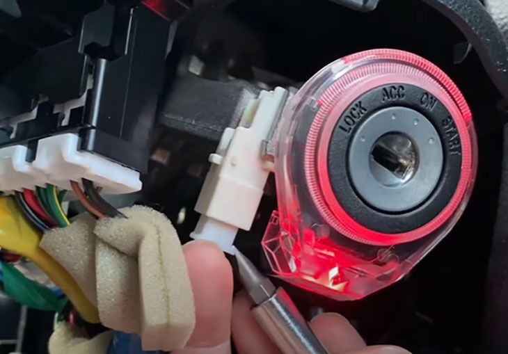 Subaru CrossTrek Key atascada en la ignición Explicación completa