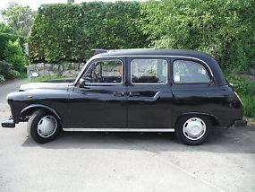 1997 London Taxi CARBODIES TAXI/HIRE CAR BLACK image 5