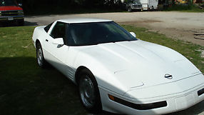 1991 White Corvette, Near Perfect condition, As good as it gets image 2