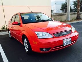 2005 Ford Focus ZX4 ST image 2