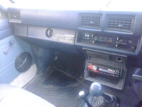 1986 dual cab hilux 4x4 image 3