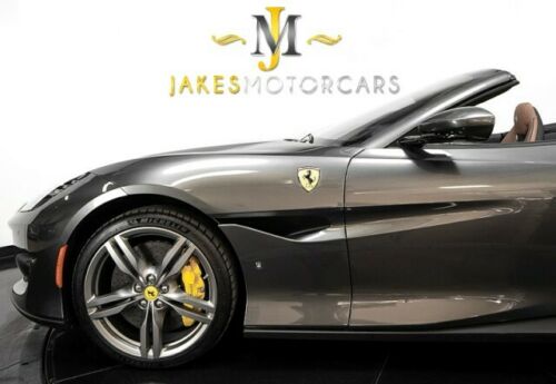 2020 Ferrari Portofino~ 2600 MILES~ GRIGIO SILVERSTONE ON CUOIO~ $41K IN OPTIONS image 5
