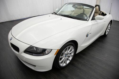 Roadster 3.0i PREMIUM PACKAGE - 6-SPEED MANUAL - CONVERTIBLE SOFT TOP - BLUETOOT image 3
