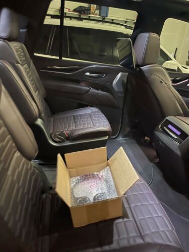 Cadillac Escalade Sports Platinum with super cruise, night vision, rear ent image 4