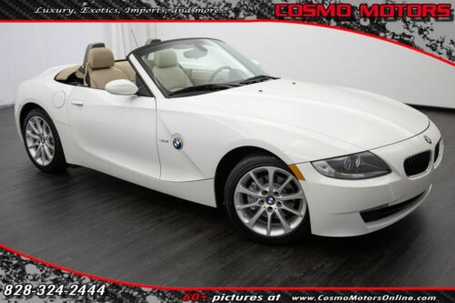 Roadster 3.0i PREMIUM PACKAGE - 6-SPEED MANUAL - CONVERTIBLE SOFT TOP - BLUETOOT