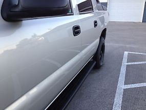 Z71Crew cab 4X4 1500 series Silver Birch color newly painted! new tires and rims image 5