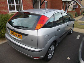 2004 FORD FOCUS ZETEC AUTO SILVER ONLY 35K image 2