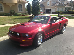 2007 Ford Mustang GT Convertible - California Special image 2
