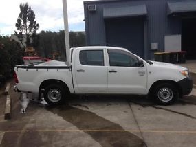 Toyota Hilux Double-Cab Ute Workmate 2.7VVT-i, 5 Speed Manual, 2007 Model