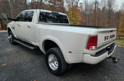 2016 Ram 3500 Crew Cab Limited Cummins with 39k miles dually image 1