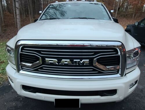 2016 Ram 3500 Crew Cab Limited Cummins with 39k miles dually image 3