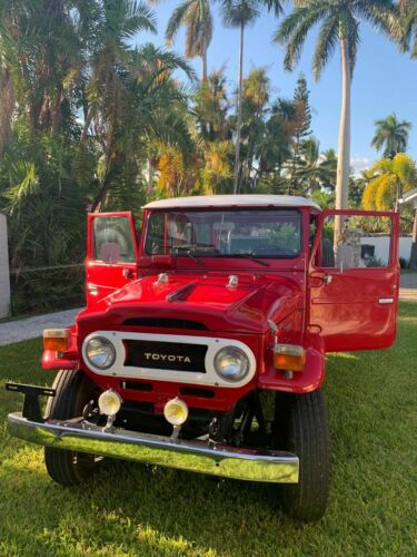 1975 Toyota Land Cruiser 40 Coupe Red 4WD Manual