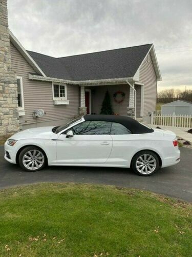 2018 Audi A5 Convertible, low miles, in beautiful shape, white with black roof image 8