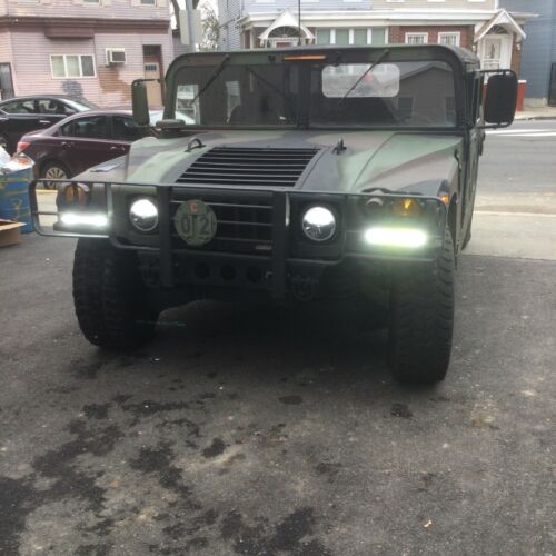 1991 AM General HMMWV (Humvee) SUV Green 4WD Automatic 4 seater and 2 seater image 1
