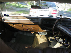 Chrysler Valiant (1977) 4D Sedan 3 SP Manual (4L - Carb) image 6