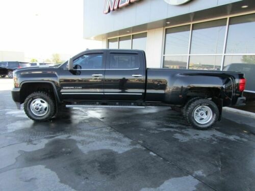 2015 GMC Sierra 3500HD, Onyx Black with 90985 Miles available now! image 3