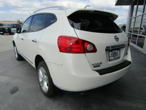 2015 Nissan Rogue Select, Pearl White with 32039 Miles available now! image 4