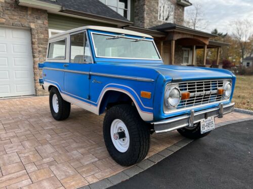 1974 Ford Bronco SUV Blue 4WD Automatic image 5