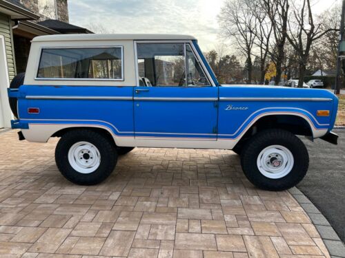 1974 Ford Bronco SUV Blue 4WD Automatic image 6