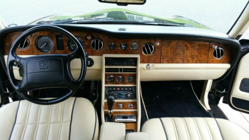 Bentley Brooklands 4 door Luxury Sedan image 3