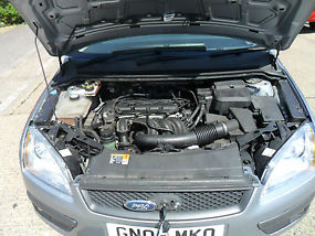 Ford Focus Zetec 2005 image 2