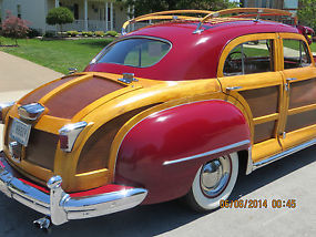 1947 Chyrsler Town & Country Woodie image 6