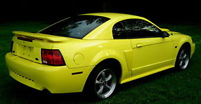 2002 GT,Rare Zinc Yellow,4.6L V-8,Auto,Leather,Premium Mach1 Stereo,1 Owner,Mint image 2