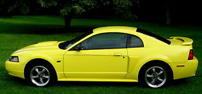 2002 GT,Rare Zinc Yellow,4.6L V-8,Auto,Leather,Premium Mach1 Stereo,1 Owner,Mint image 4