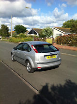 Ford Focus Zetec Climate 1.6 16V 5 door 2007, Tax and MOT image 2