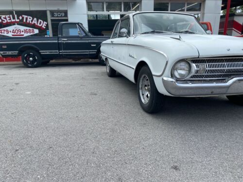 1961 Ford Falcon Coupe White RWD Automatic Gold image 3