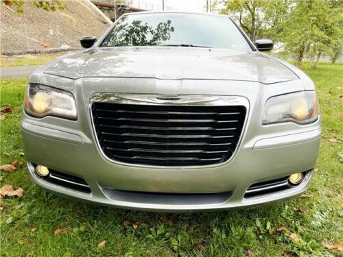 2013 Chrysler 300 S LUXURY PREMIUM SEDAN ! JUST SERVICED! ONLY ONE OWNER! image 8