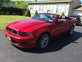 2013 Ford Mustang GT Premium Convertible 5.0L 6700 Miles *LIKE NEW*NO RESERVE! image 6