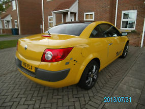 2008 RENAULT MEGANE CONVERTIBLE DYNAMIQUE - LIMITED EDITION - YELLOW ***RARE!*** image 1