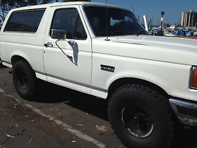 1987 White Ford Bronco