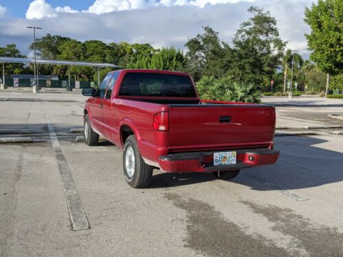 2000 Chevrolet S Truck Pickup Red 4WD Automatic S10 image 3