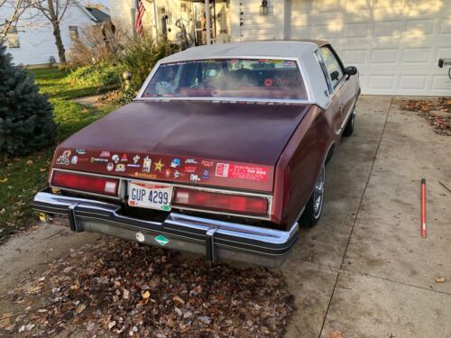 1979 Buick Regal 3.8 Coupe Red RWD Automatic image 3