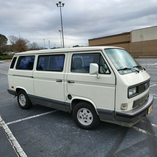 1991 VW Vanagon Carat tin top with folding bed, curtains and table.
