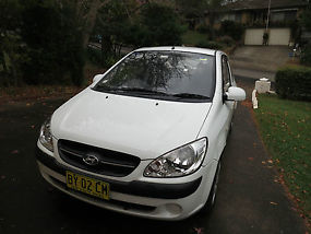 Hyundai Getz 2009 1.4L 3D Automatic - low KMS - private seller