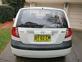 Hyundai Getz 2009 1.4L 3D Automatic - low KMS - private seller image 2