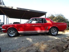 Ford Mustang (1966) 2D Hardtop 3 SP Automatic (4.7L - Carb) Seats image 1