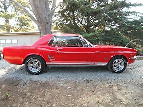 Ford Mustang (1966) 2D Hardtop 3 SP Automatic (4.7L - Carb) Seats image 4