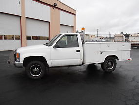 1995 Chevrolet 2500 4X4 Reg Cab With Winch And Utility Bed image 1
