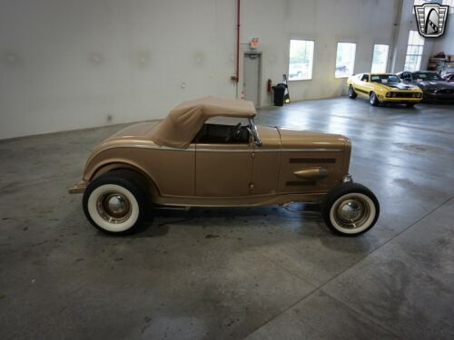 Gold 1932 Ford Hi-Boy Coupe 2.4 Liter Turbocharged Eco5 Speed Manual Available image 8