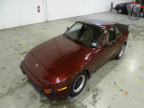 Burgundy 1984 Porsche 9442.5L 5 speed manual Available Now! image 4