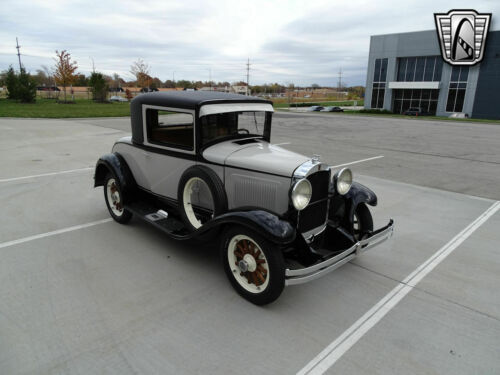 Black 1930 Willys Whippet4 Cylinder 3 Speed Manual Available Now! image 6