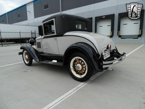 Black 1930 Willys Whippet4 Cylinder 3 Speed Manual Available Now! image 8