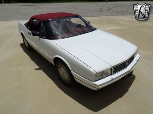 White 1991 Cadillac Allante4.5 V8 F 16V 4 Speed automatic Available Now! image 3